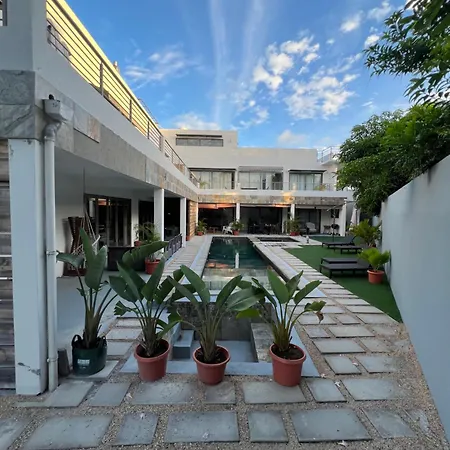 The Bok & Dodo Luxury 4 Bedroom House